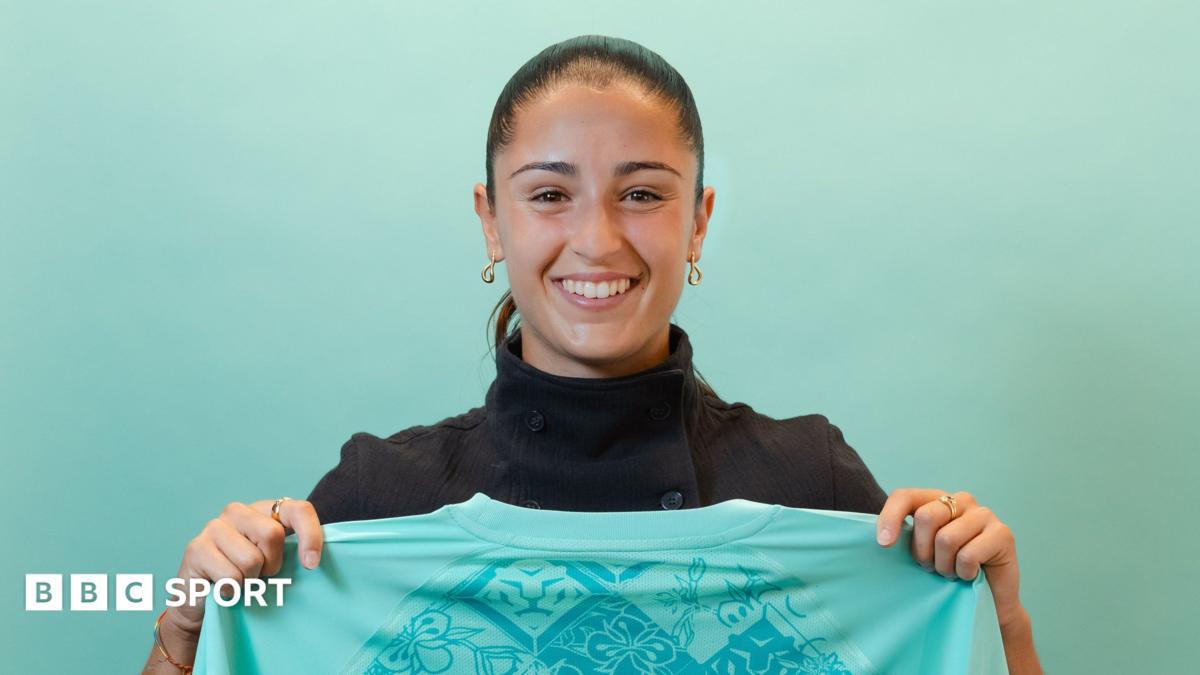 Jana Fernandez signs new contract with London City Lions