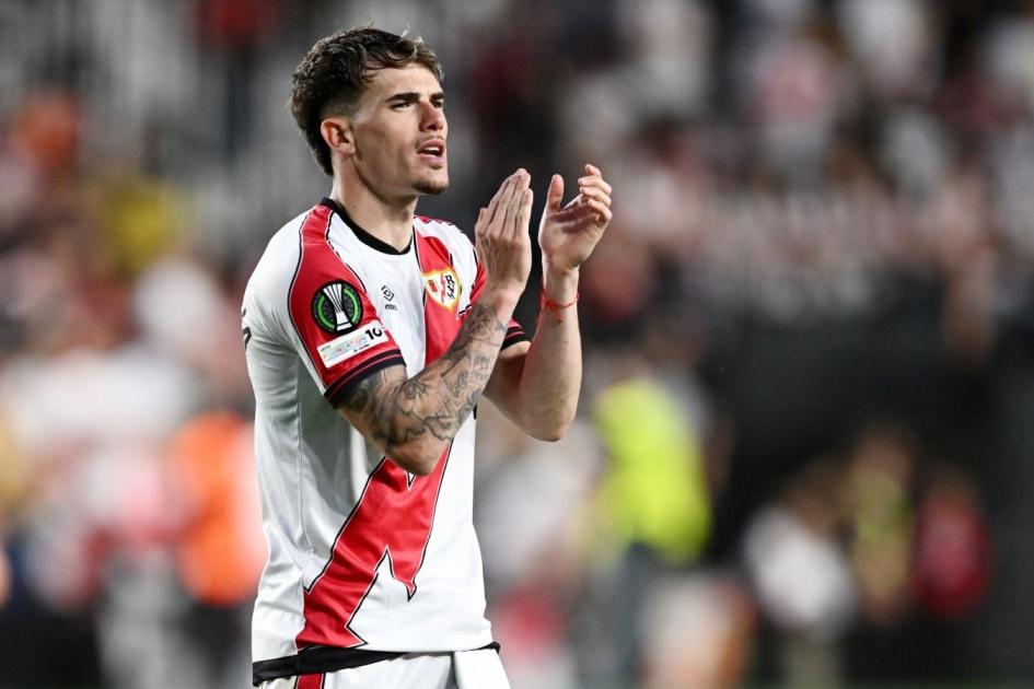 Rayo Velikano defender Pep Chavarría joins Chelsea