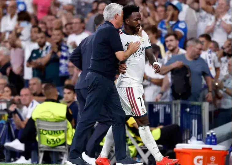 Jose Mourinho made a controversial decision for Vinicius