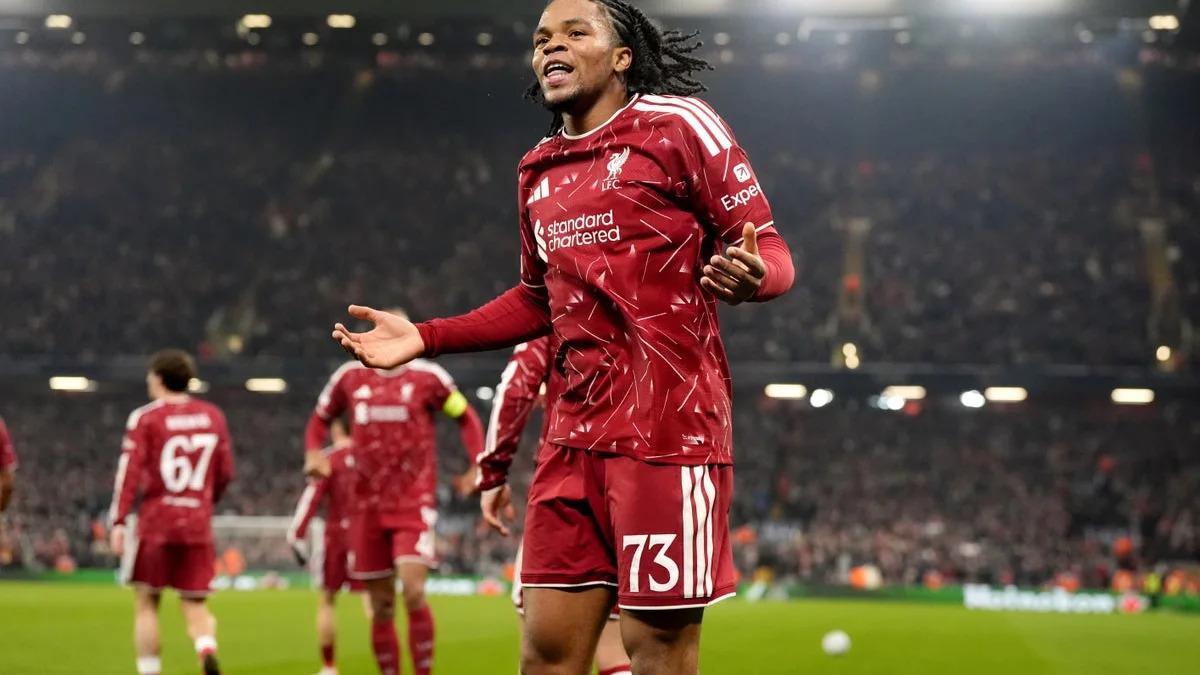 Daniel Sturgid praises Liverpool's Rio Ngumoha's 'God'