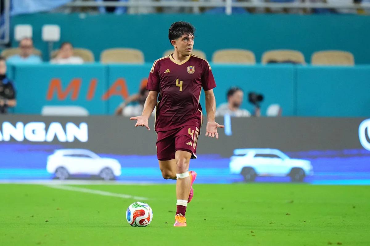 Tottenham Hotspur interested in signing this La Liga full-back