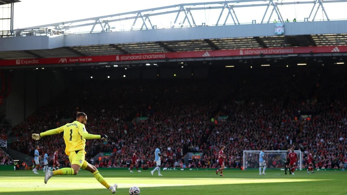 A strong performance in goal, the Manchester City leader